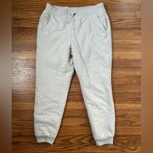 L.L. Bean Cream Colored Sherpa Line Sweatpants Size Medium